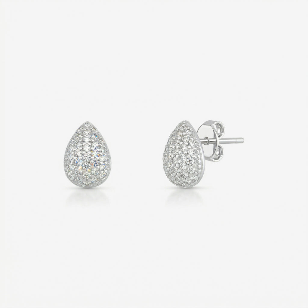 Par de brincos Tara em prata 925 com base em gota totalmente cravejada com zircônias brancas em pavê e fecho tarracha