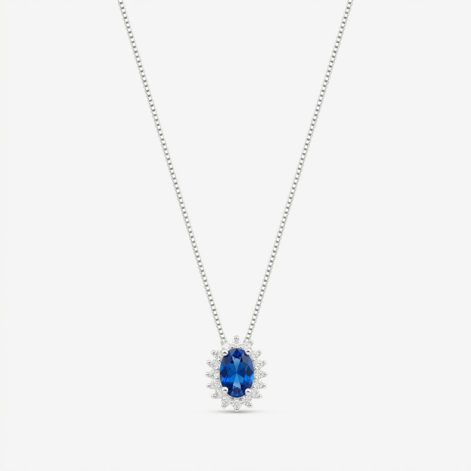 Colar Celeste em prata 925 com pingente de zircônia oval azul em halo de zircônias brancas e corrente veneziana V12 diamantada, vista completa
