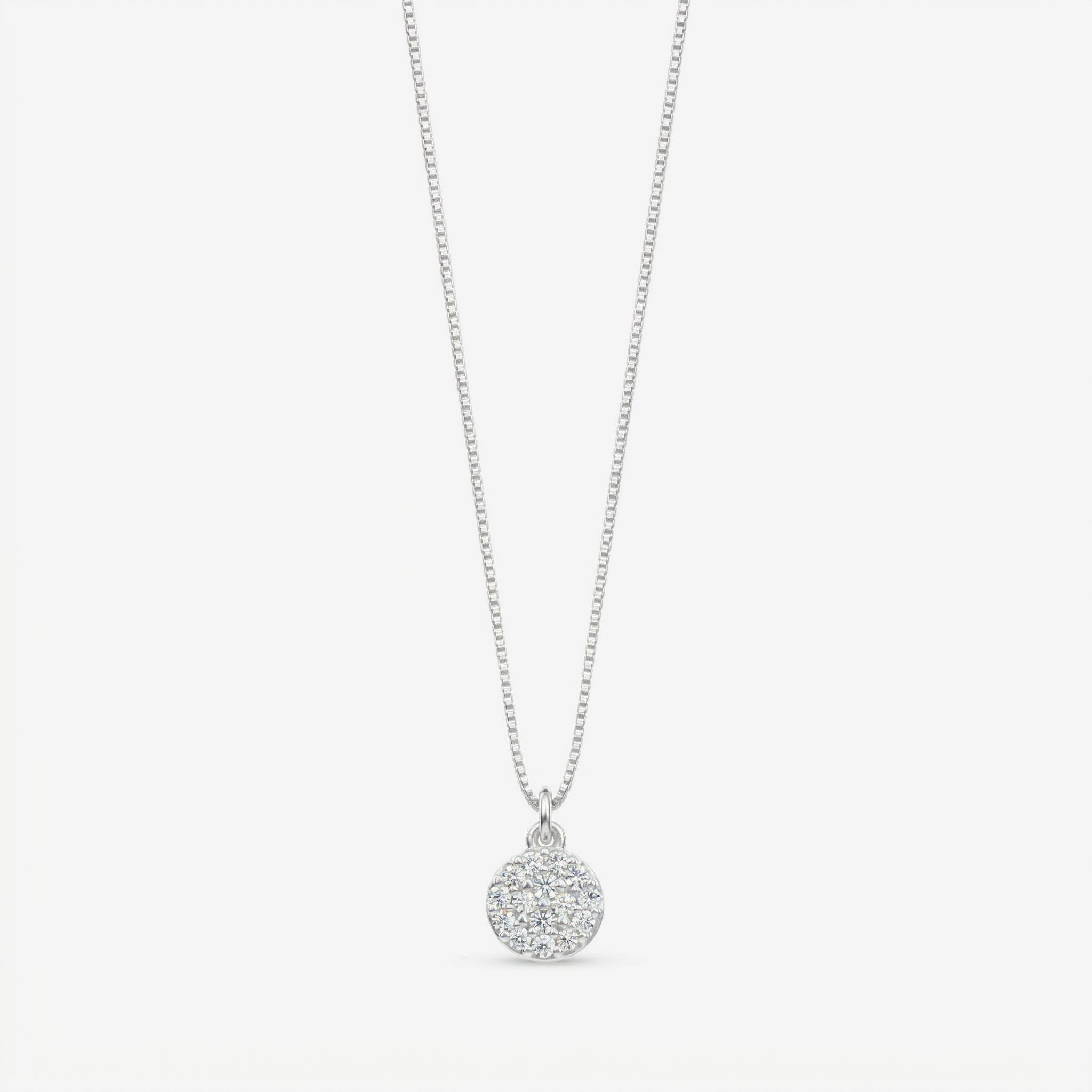 Colar Demi em prata 925 com pingente circular cravejado em zircônia e corrente veneziana V12 diamantada, vista completa