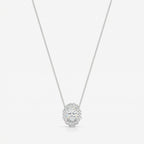 Colar Ivie em prata 925 com pingente oval cravejado em halo de zircônia e corrente veneziana V12 diamantada, vista completa